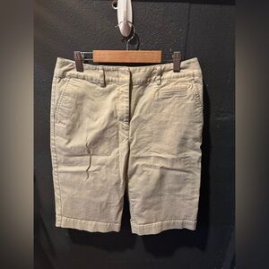 Talbots Light Tan Stretch Bermuda Shorts Size 8